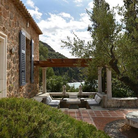 Patrick & Joan Leigh Fermor House Bed & Breakfast Kardhamili Bagian luar foto