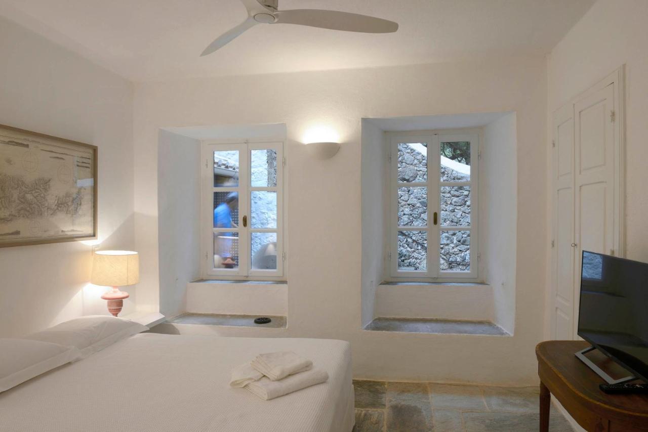 Patrick & Joan Leigh Fermor House Bed & Breakfast Kardhamili Bagian luar foto