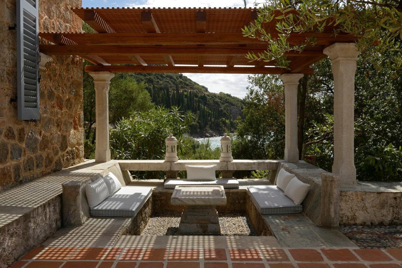 Patrick & Joan Leigh Fermor House Bed & Breakfast Kardhamili Bagian luar foto