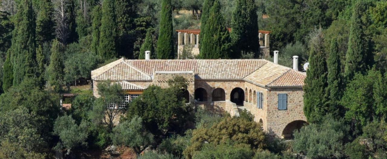 Patrick & Joan Leigh Fermor House Bed & Breakfast Kardhamili Bagian luar foto