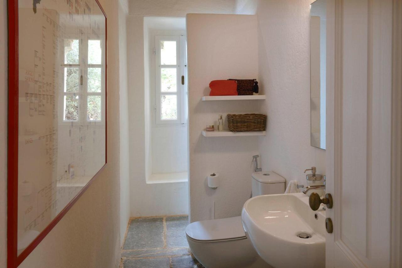 Patrick & Joan Leigh Fermor House Bed & Breakfast Kardhamili Bagian luar foto