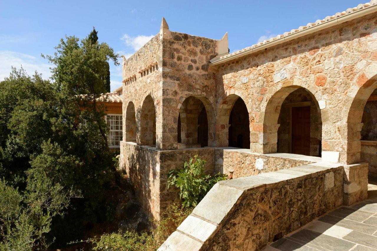 Patrick & Joan Leigh Fermor House Bed & Breakfast Kardhamili Bagian luar foto