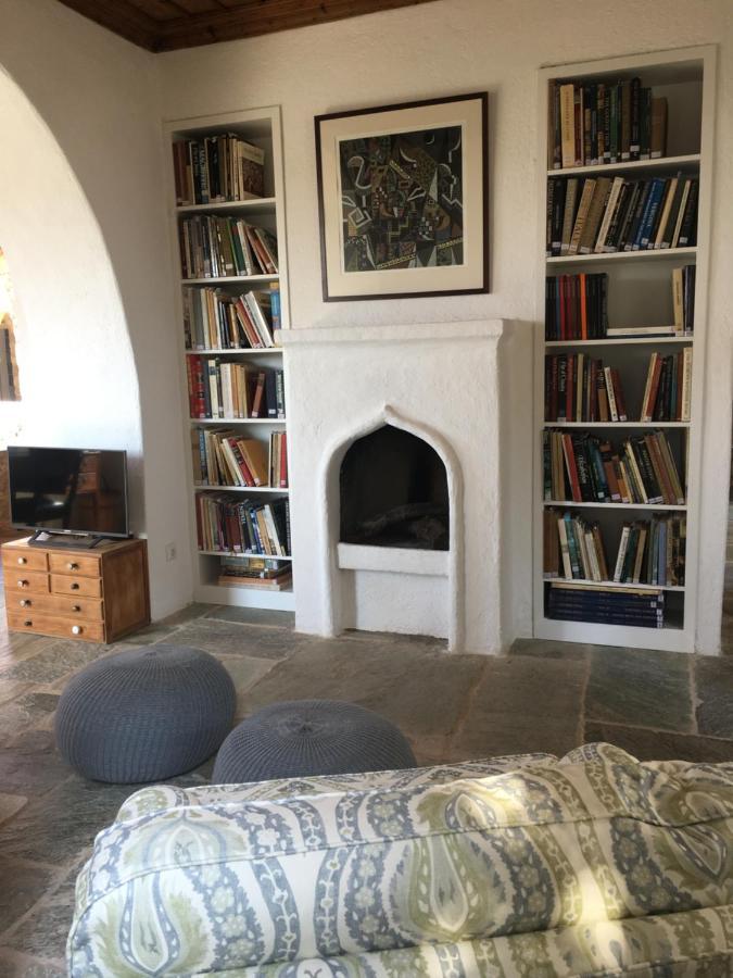 Patrick & Joan Leigh Fermor House Bed & Breakfast Kardhamili Bagian luar foto
