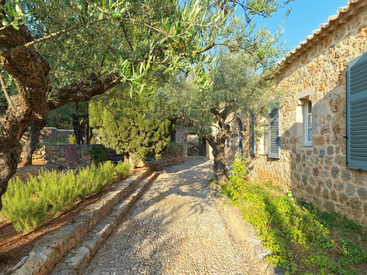 Patrick & Joan Leigh Fermor House Bed & Breakfast Kardhamili Bagian luar foto
