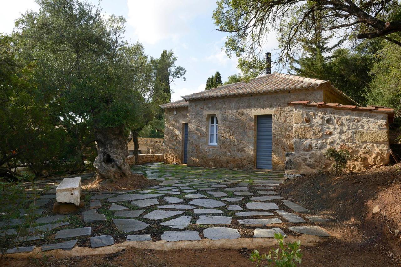 Patrick & Joan Leigh Fermor House Bed & Breakfast Kardhamili Bagian luar foto