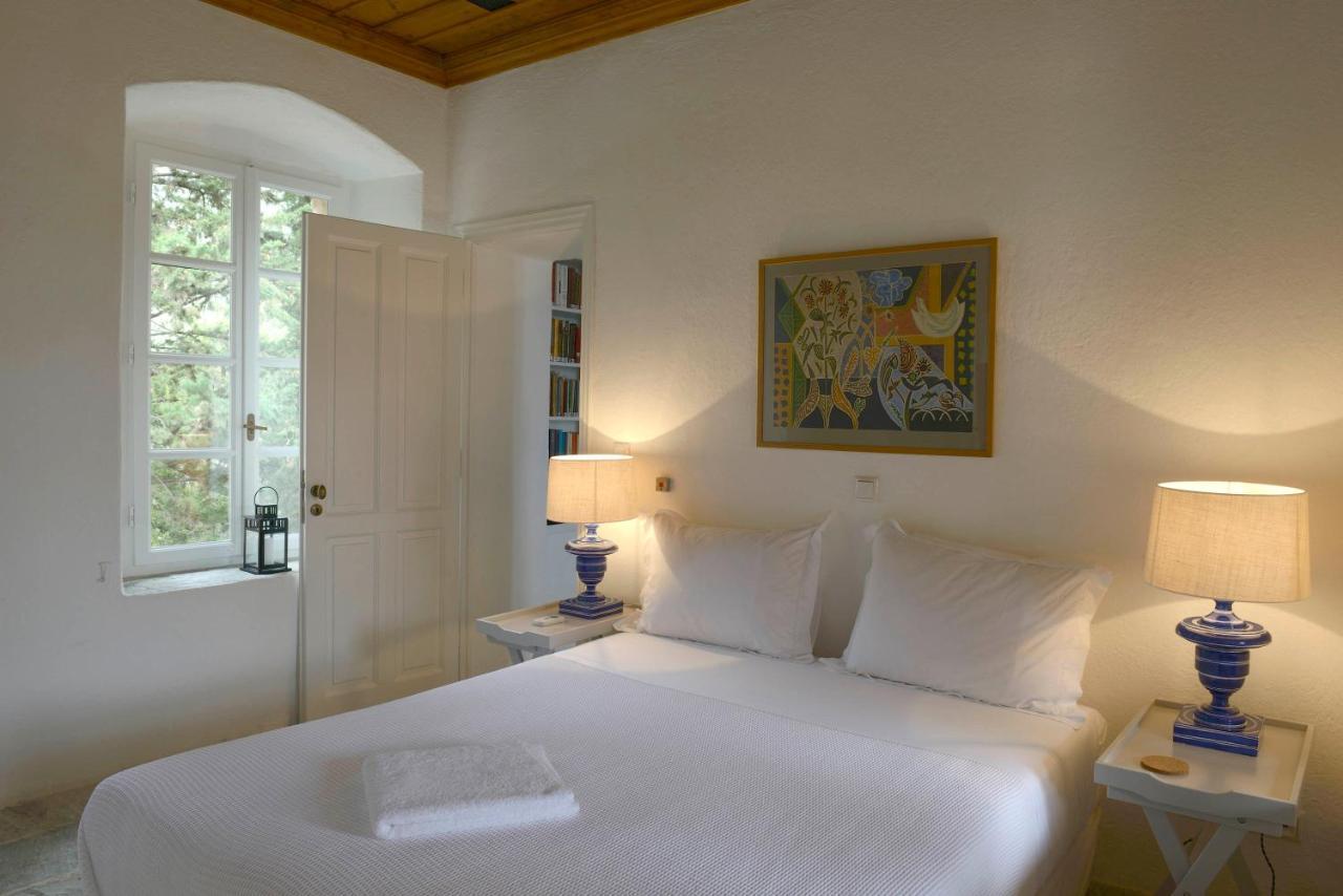 Patrick & Joan Leigh Fermor House Bed & Breakfast Kardhamili Bagian luar foto