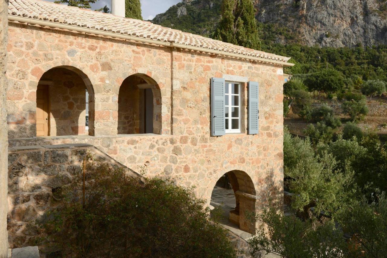Patrick & Joan Leigh Fermor House Bed & Breakfast Kardhamili Bagian luar foto