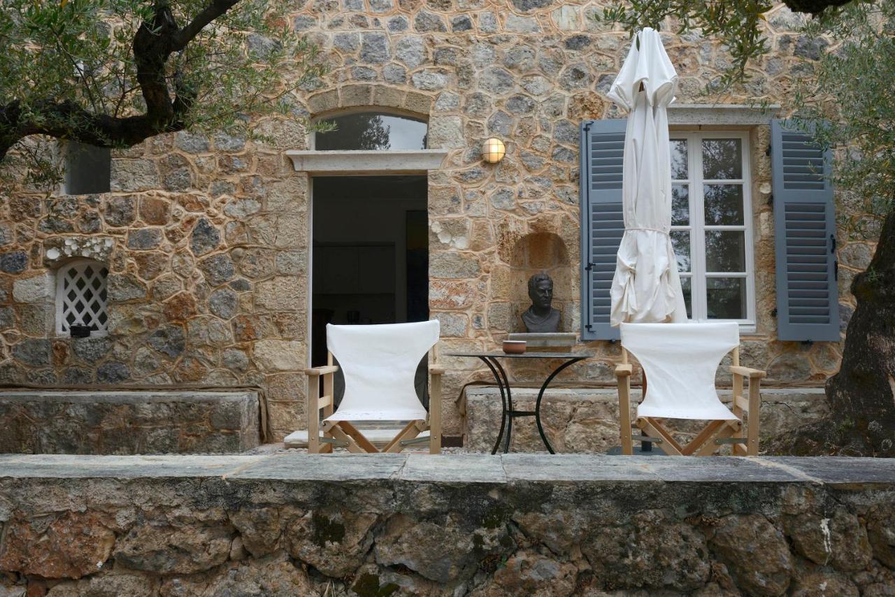 Patrick & Joan Leigh Fermor House Bed & Breakfast Kardhamili Bagian luar foto