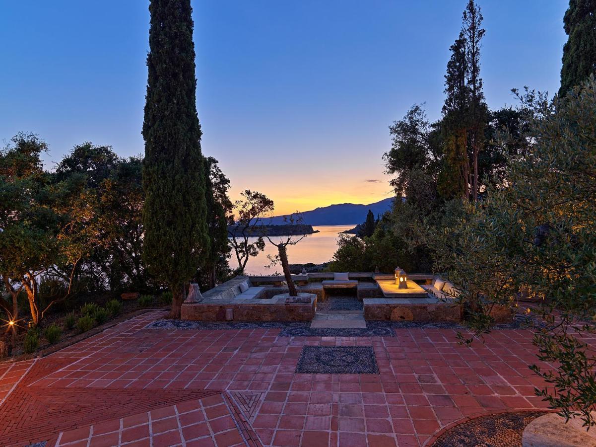 Patrick & Joan Leigh Fermor House Bed & Breakfast Kardhamili Bagian luar foto