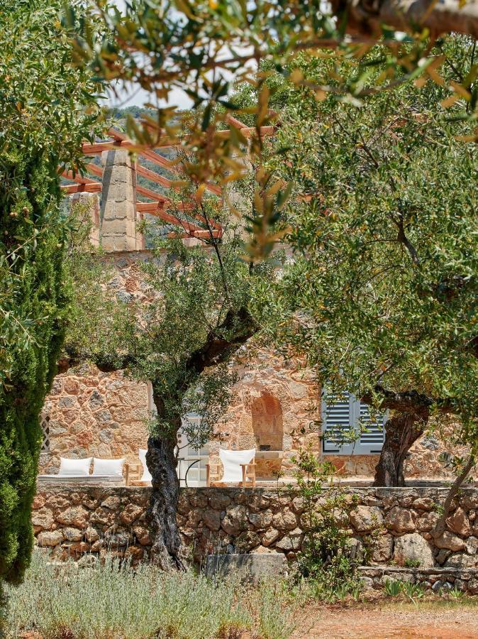 Patrick & Joan Leigh Fermor House Bed & Breakfast Kardhamili Bagian luar foto