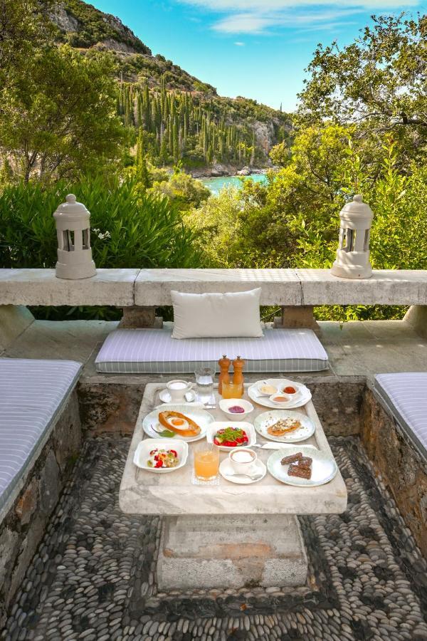 Patrick & Joan Leigh Fermor House Bed & Breakfast Kardhamili Bagian luar foto